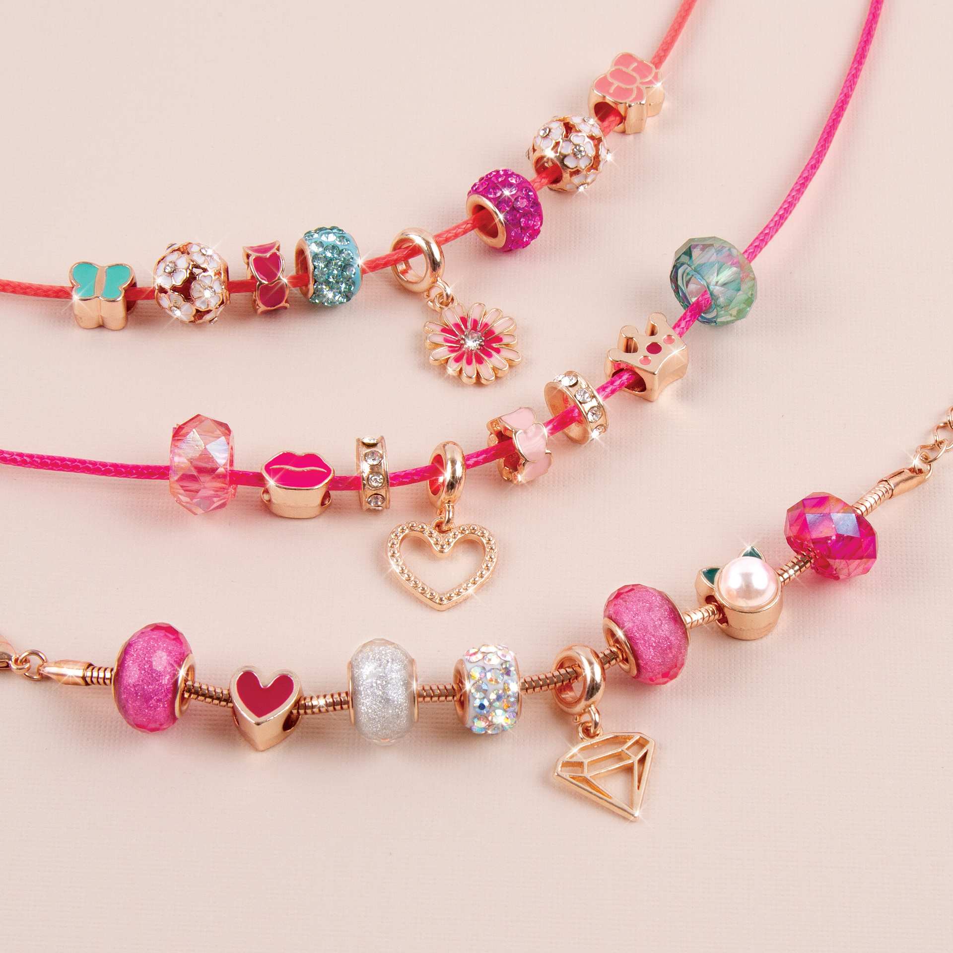 Make It Real Diy 1722 Pulseras Con Dijes Halo: Piensa En Rosa