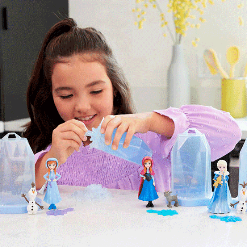 Mattel Barbie Hrn72-0 Mu–eca Frozen Mini Castillo Congelado Con Sus Accesorios