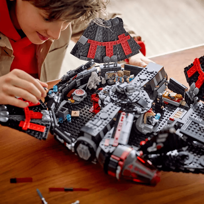 Lego Star Wars 75389 El Halc—n Oscuro