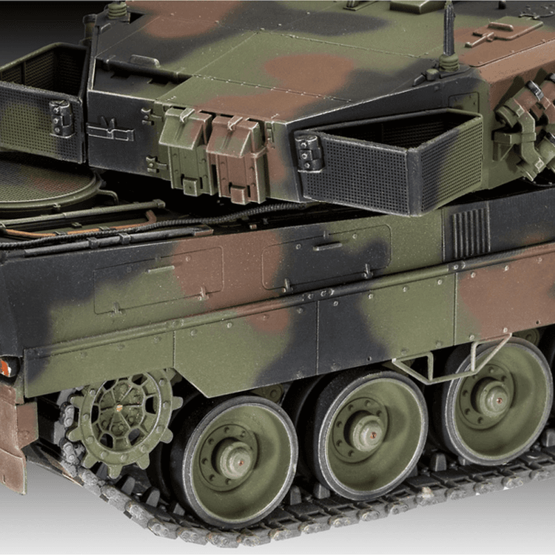 Revell Model 03342 Tanque Leopard 2 A6M+