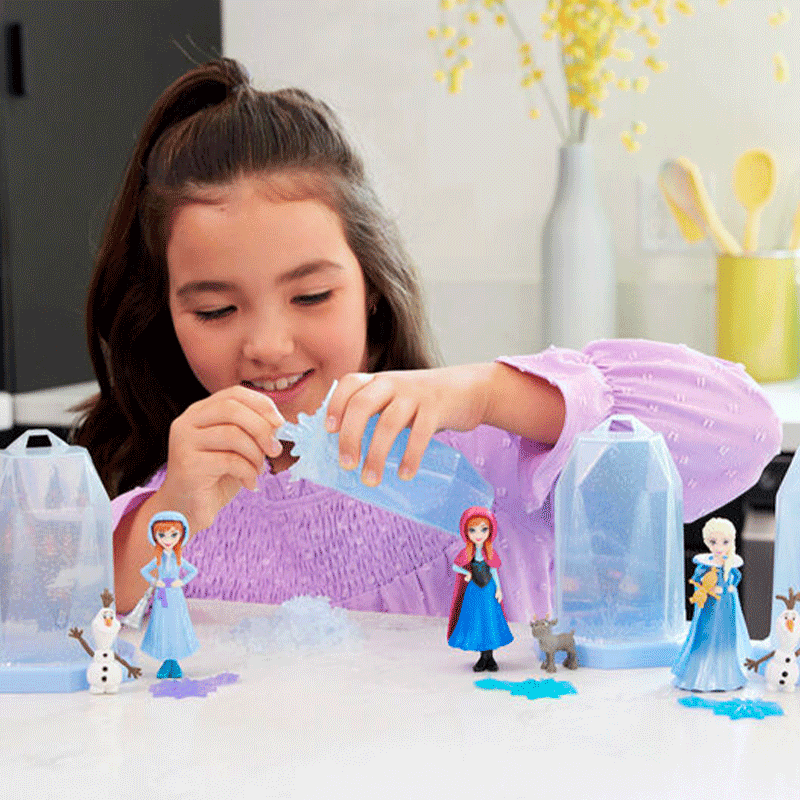 Mattel Barbie Hrn72-0 Mu–eca Frozen Mini Castillo Congelado Con Sus Accesorios