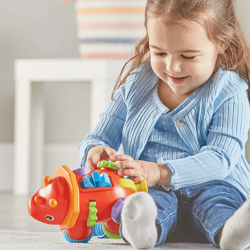 Learning Resources  Ler9147 El Triceratops Inquieto