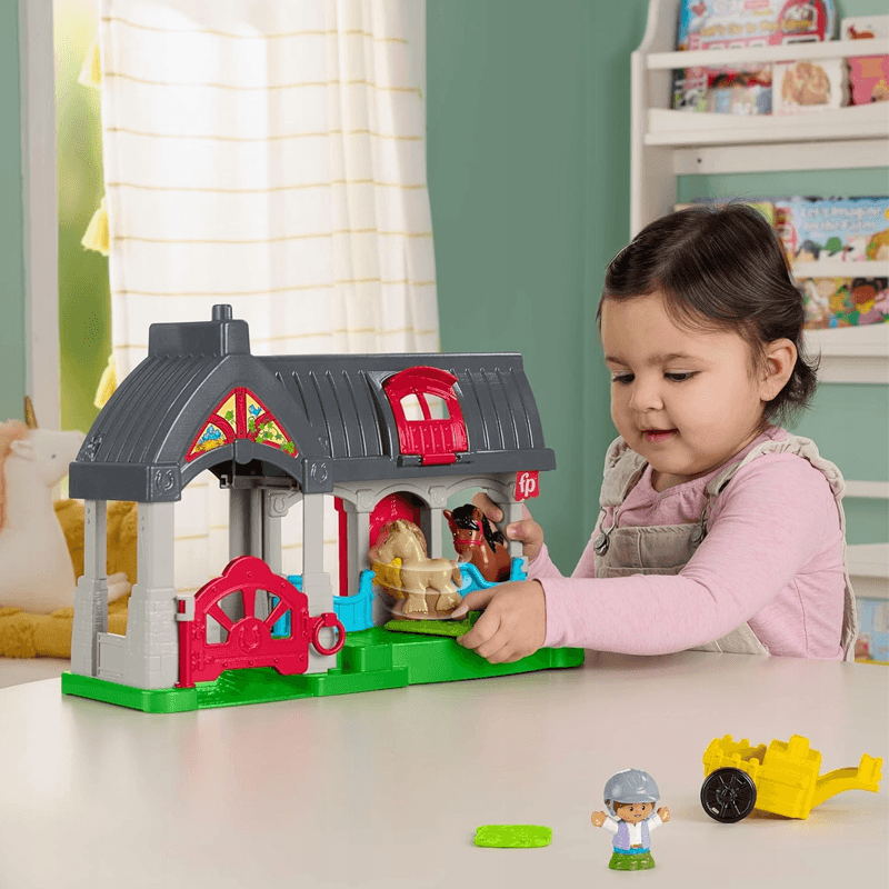 Mattel Fisher Price Hwr84 Little People Establo De Animalitos