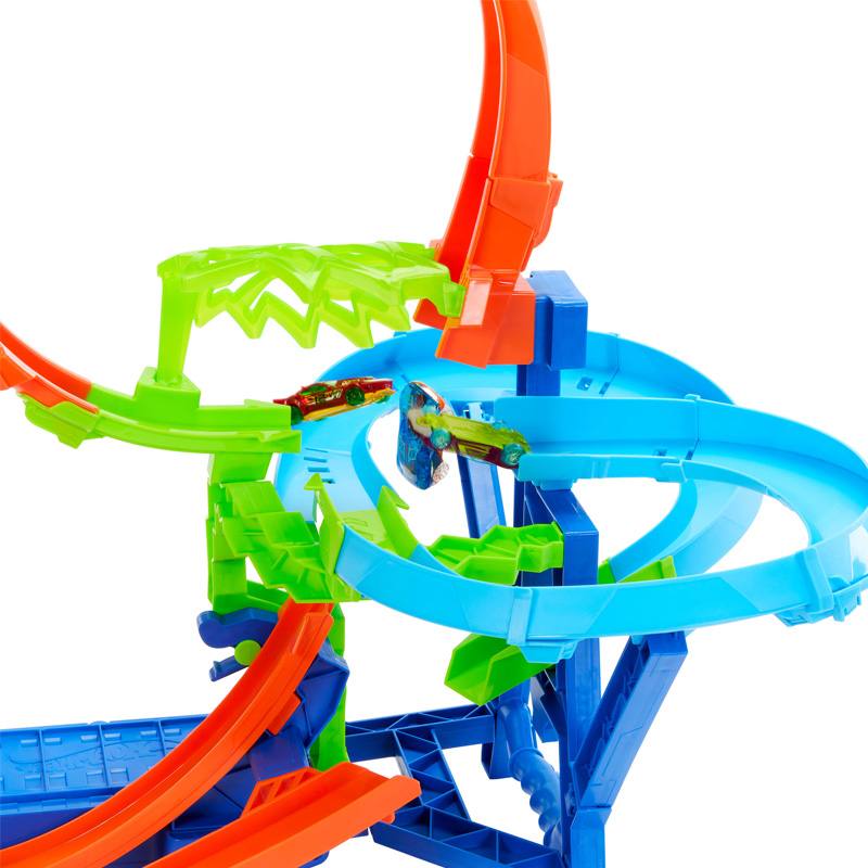 Mattel Hot Wheels Jfd12 Pista De Accion Con Turbo