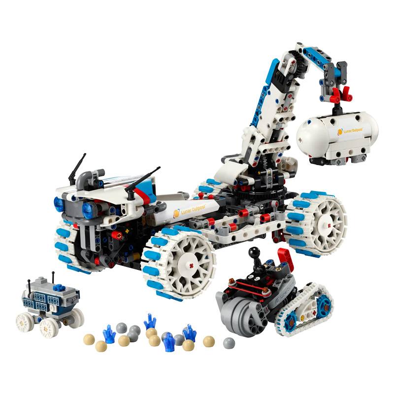 Lego Technic 42211 Lunar Moon Rover