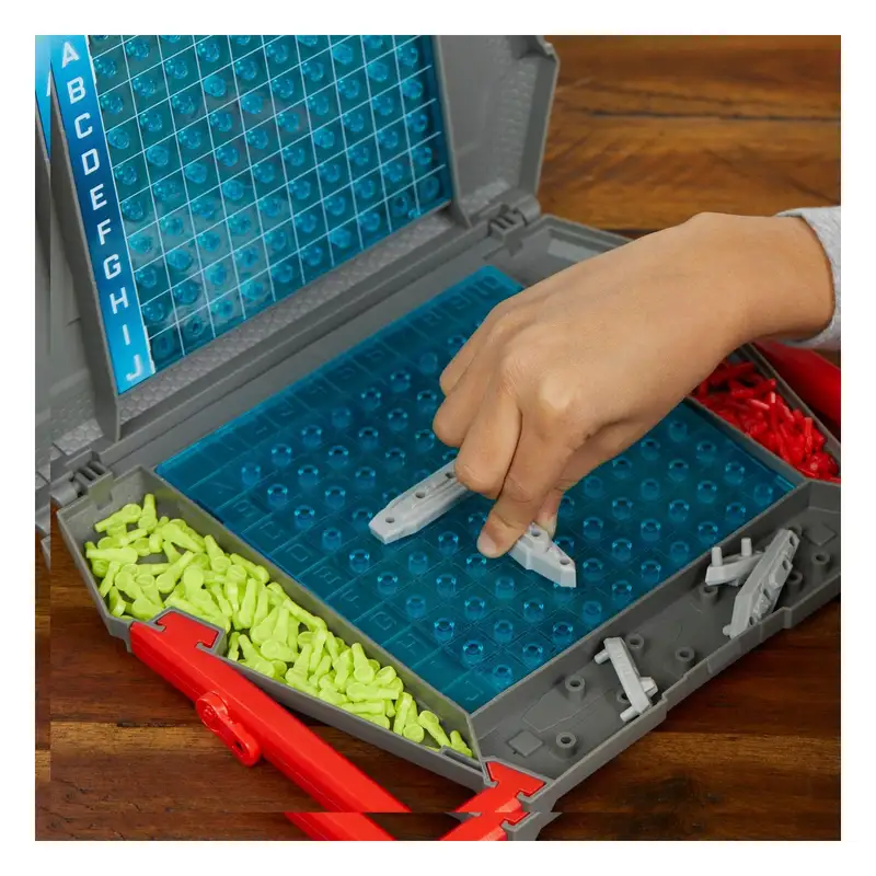 Hasbro Games F4527As01 Battleship Classic