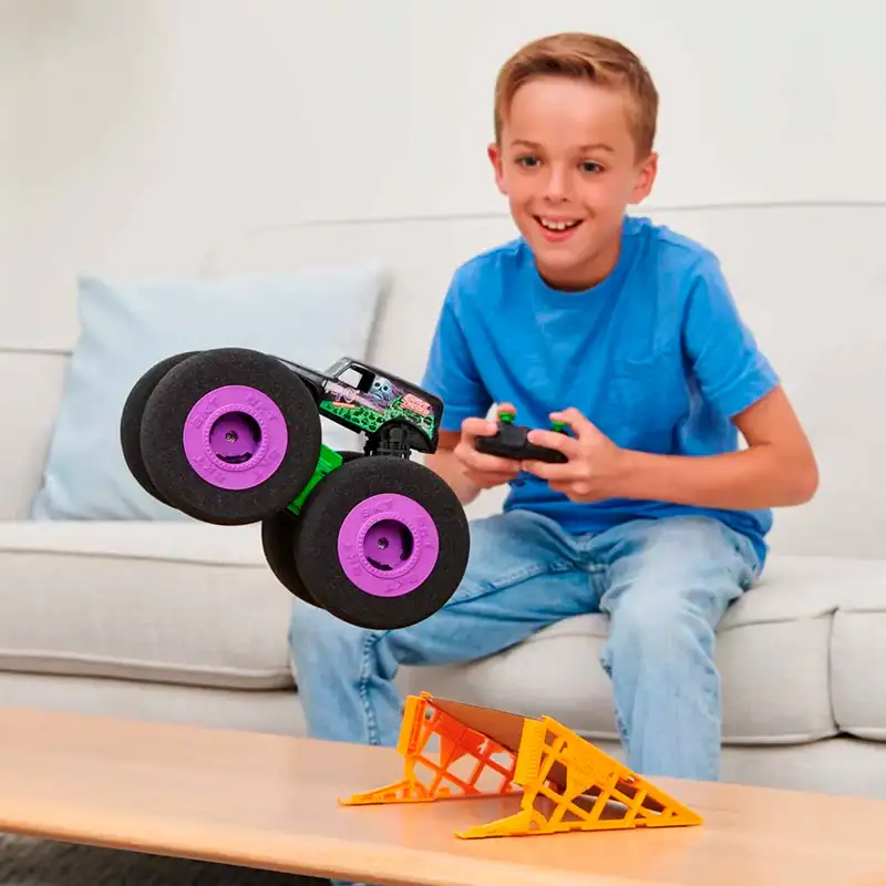 Spin Master Monster Jam 6065348 Rc Ramp Champ - Grave Digger
