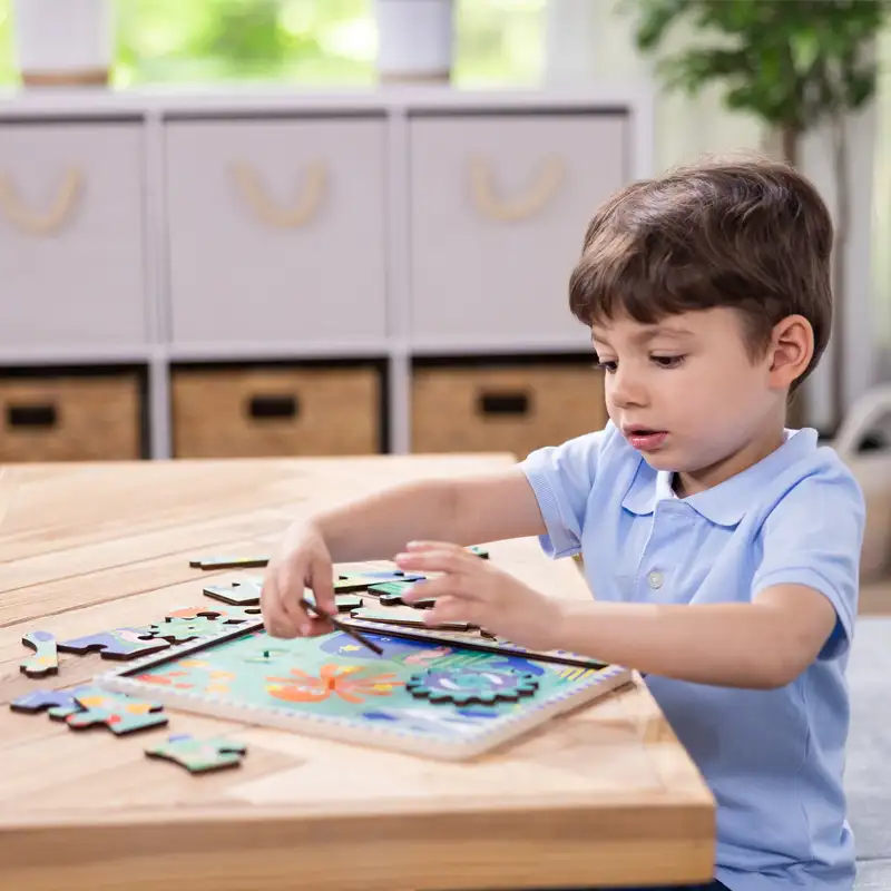 Melissa & Doug  31003 Rompecabezas De Engranajes De Madera Submarino 18 Piezas