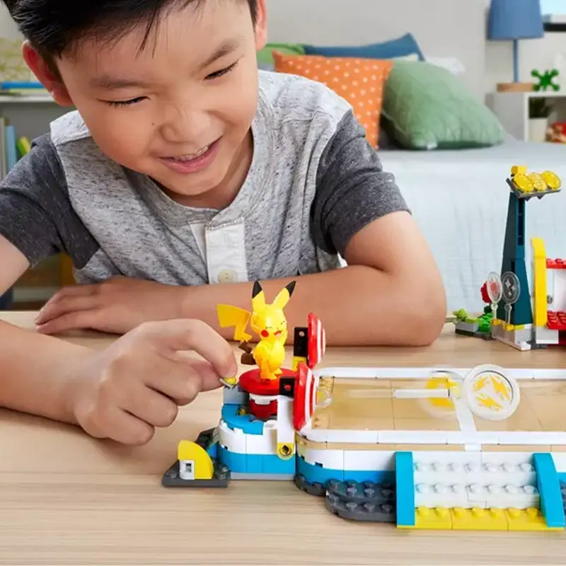 Mattel Mega Construx Hwr82 Pokémon Charizard Con Movimiento