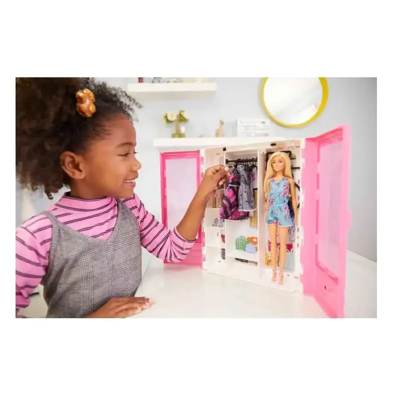 Mattel Barbie Hjl66-1 Muñeca Set De Closet Con Accesorio