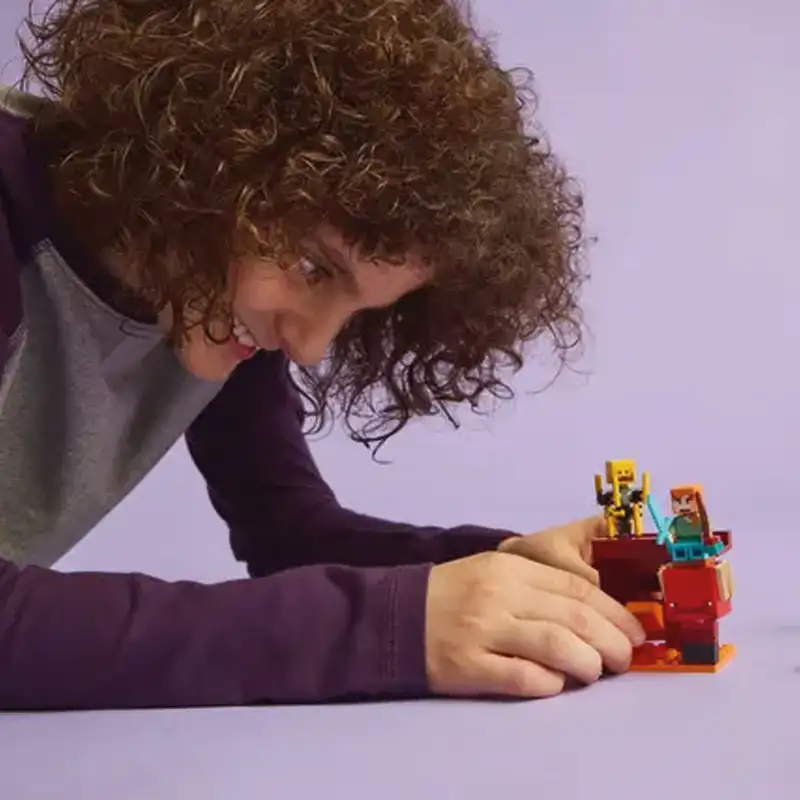 Lego Minecraft 21266 La Batalla De La Lava Del Nether