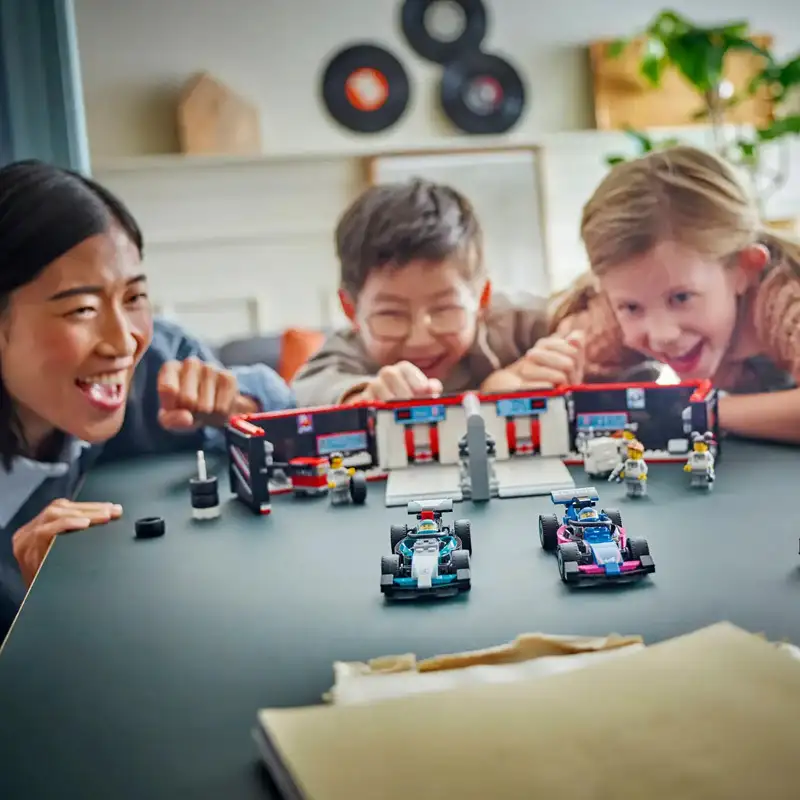 Lego City 60444 Garaje De F10 Y Vehiculo Mercedes-Amg Y Alpine