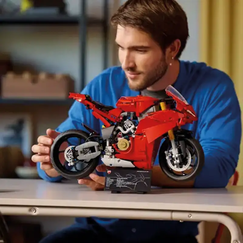 Lego Technic 42202 Moto Ducati Panigale V4 S