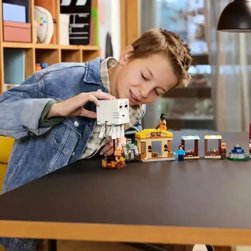 Lego Minecraft 21273 El Ataque A La Aldea Del Globo De Ghast
