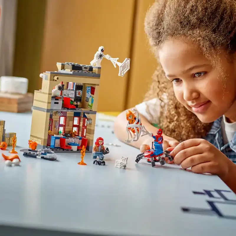 Lego Marvel 76317 Apartamento Peter Parker