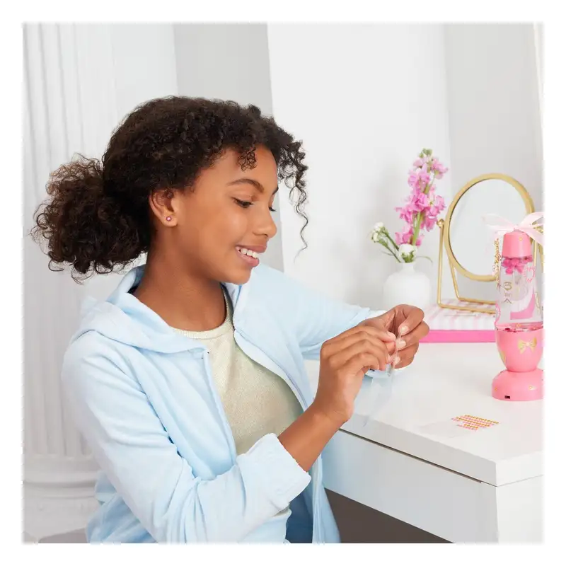 Make It Real Diy 4472 Juicy Couture: Luz Led Cambio De Color Espiral Brillante